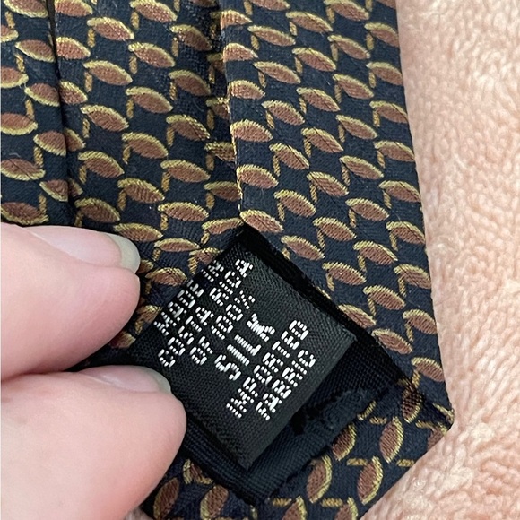 DKNY Black and Gold Patterned Tie - Picture 6 of 7